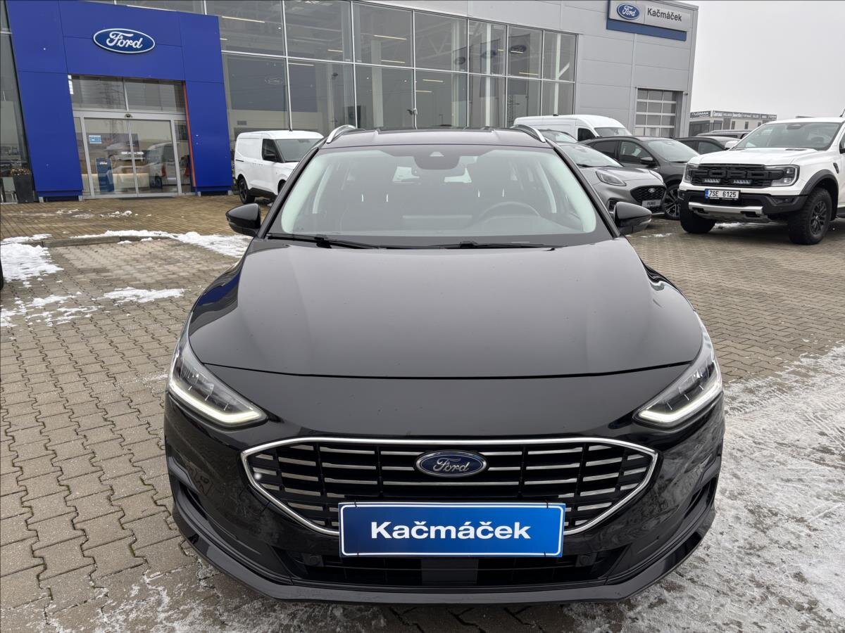 Ford Focus Kombi 999,0 92 kw