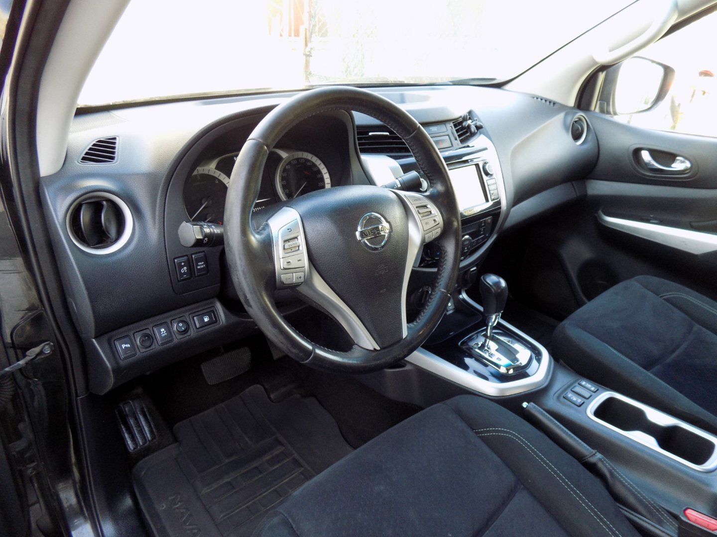 Nissan Navara SUV / Terénní 2,3 l 140 kw