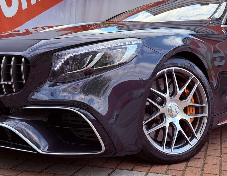 Mercedes-Benz Třídy S Kupé 4,0 l 450 kw