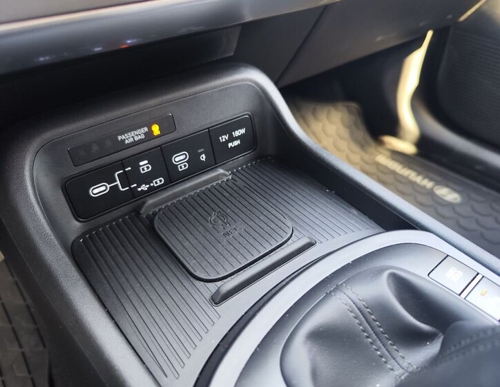 Hyundai Kona SUV / Terénní 1,6 l 145 kw