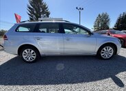 Volkswagen Passat Kombi 2,0 l 103 kw