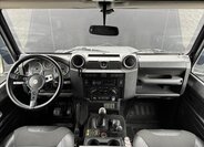 Land Rover Defender Skříň 2,2 l 90 kw