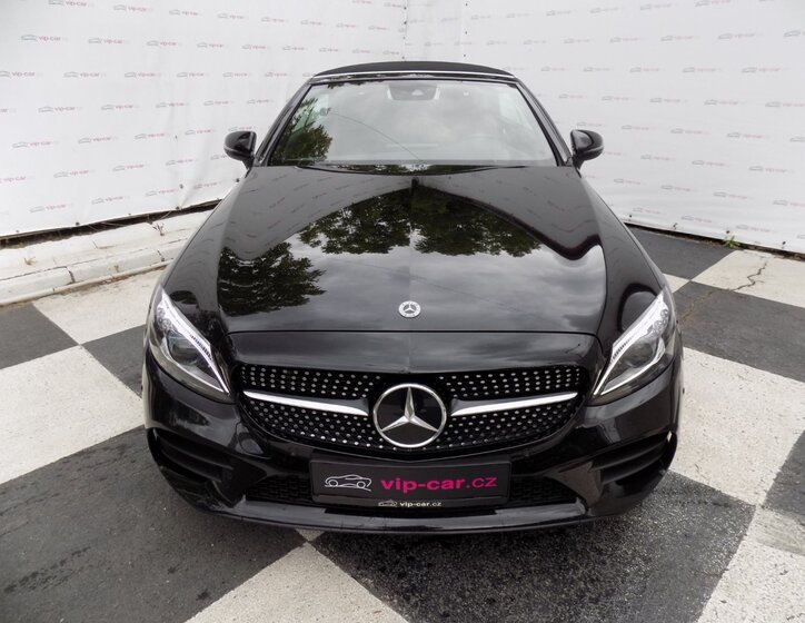 Mercedes-Benz Třídy C Kabriolet 3,0 l 245 kw