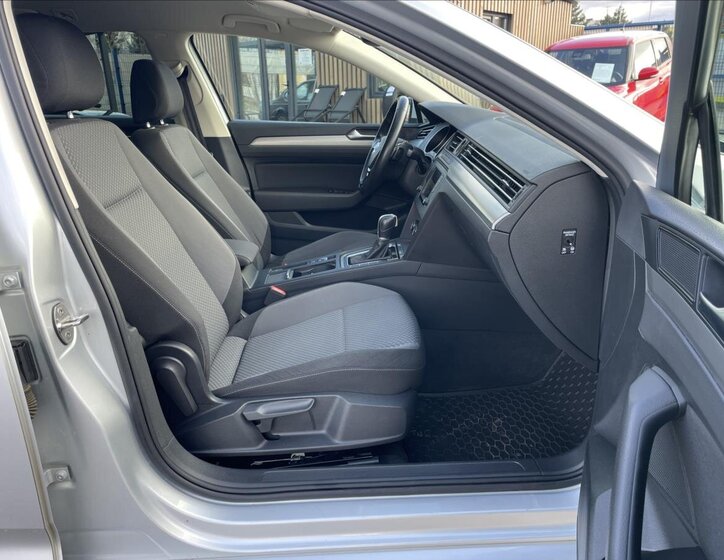 Volkswagen Passat Kombi 2,0 l 110 kw