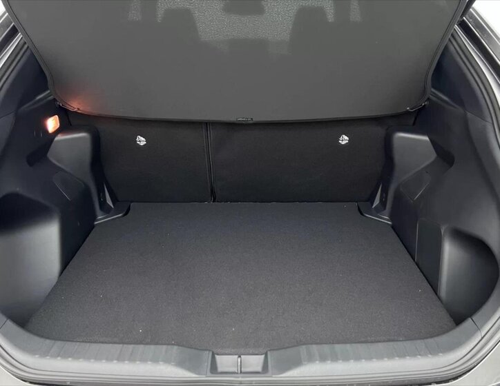 Toyota Yaris Cross SUV 1,5 l 96 kw