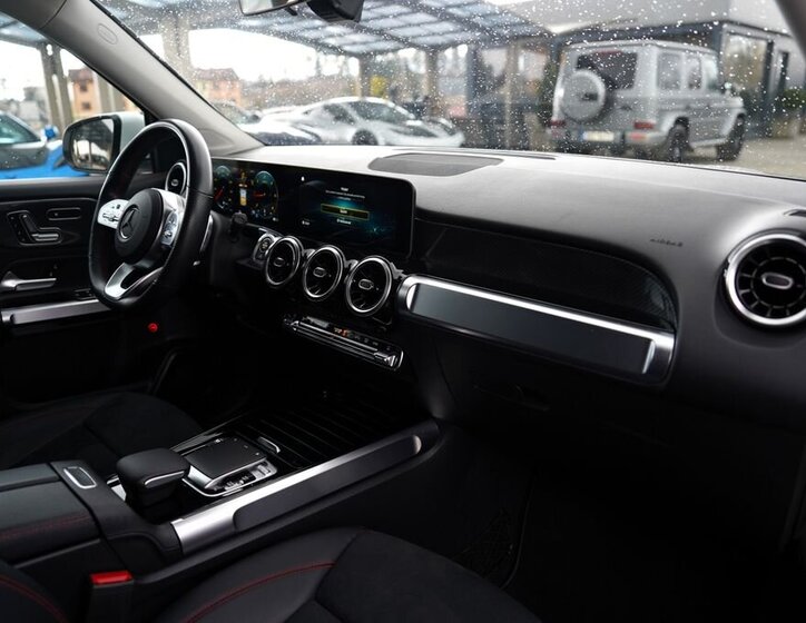 Mercedes-Benz GLB SUV / Terénní 2,0 l 110 kw