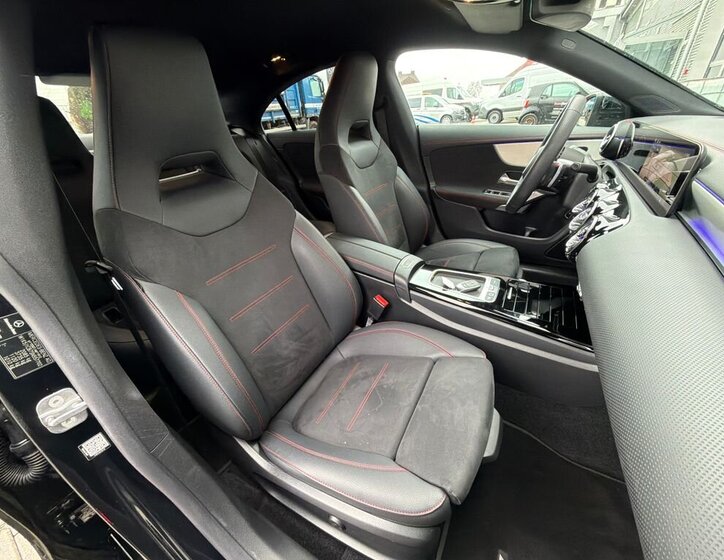 Mercedes-Benz CLA Sedan / Limuzína 2,0 l 110 kw