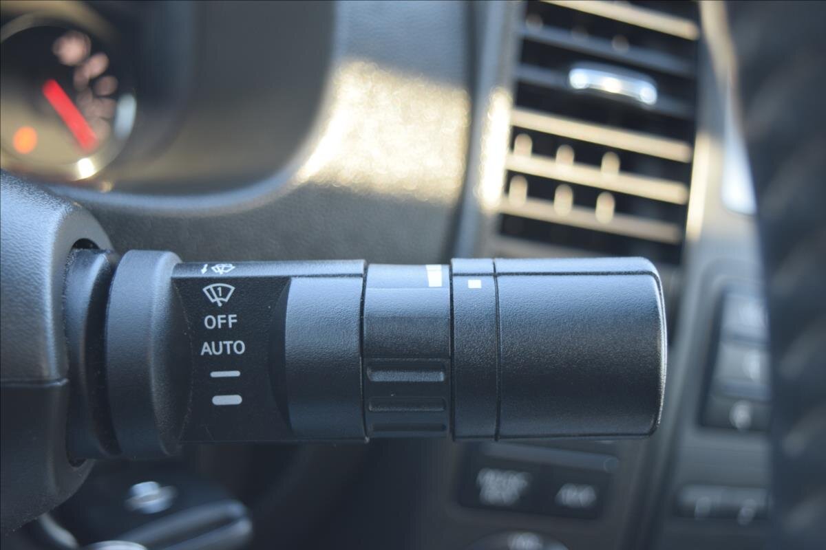 Nissan Navara Pick-up 3,0 l 170 kw