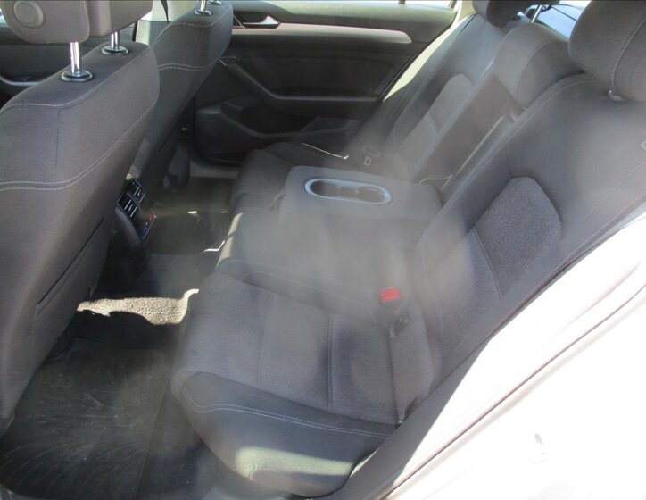 Volkswagen Passat Kombi 2,0 l 110 kw