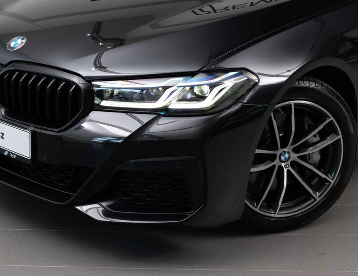 BMW Řada 5 Sedan / Limuzína 3,0 l 250 kw