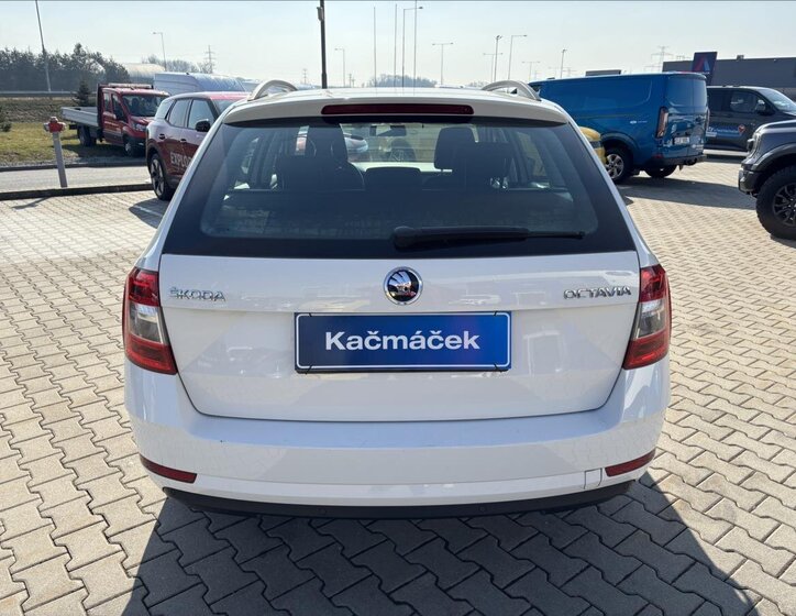 Škoda Octavia Kombi 1,5 l 96 kw