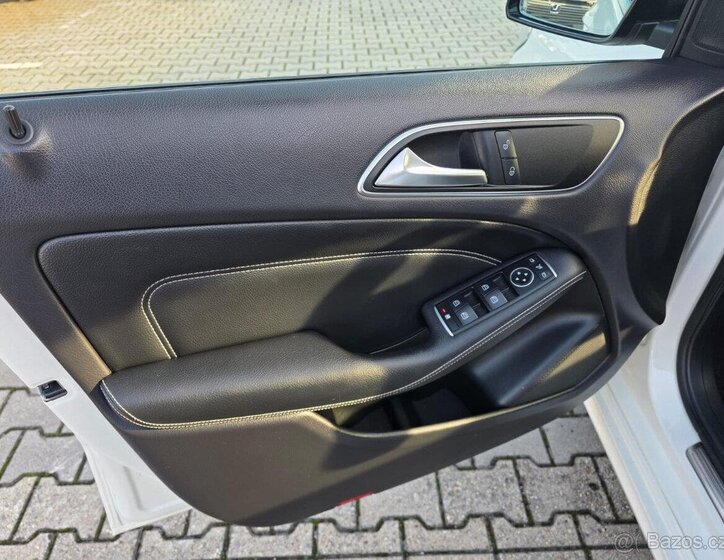 Mercedes-Benz Třídy B Kombi 2,1 l 100 kw