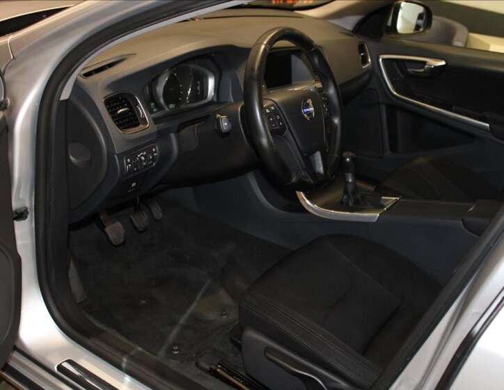 Volvo V60 Kombi 1,6 l 84 kw