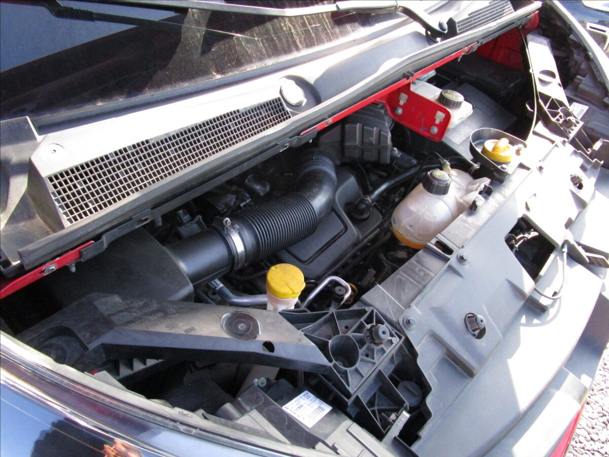 Renault Trafic Skříň 1,6 l 70 kw