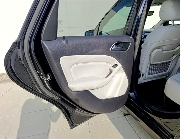 Mercedes-Benz Třídy B Kombi 2,0 l 115 kw