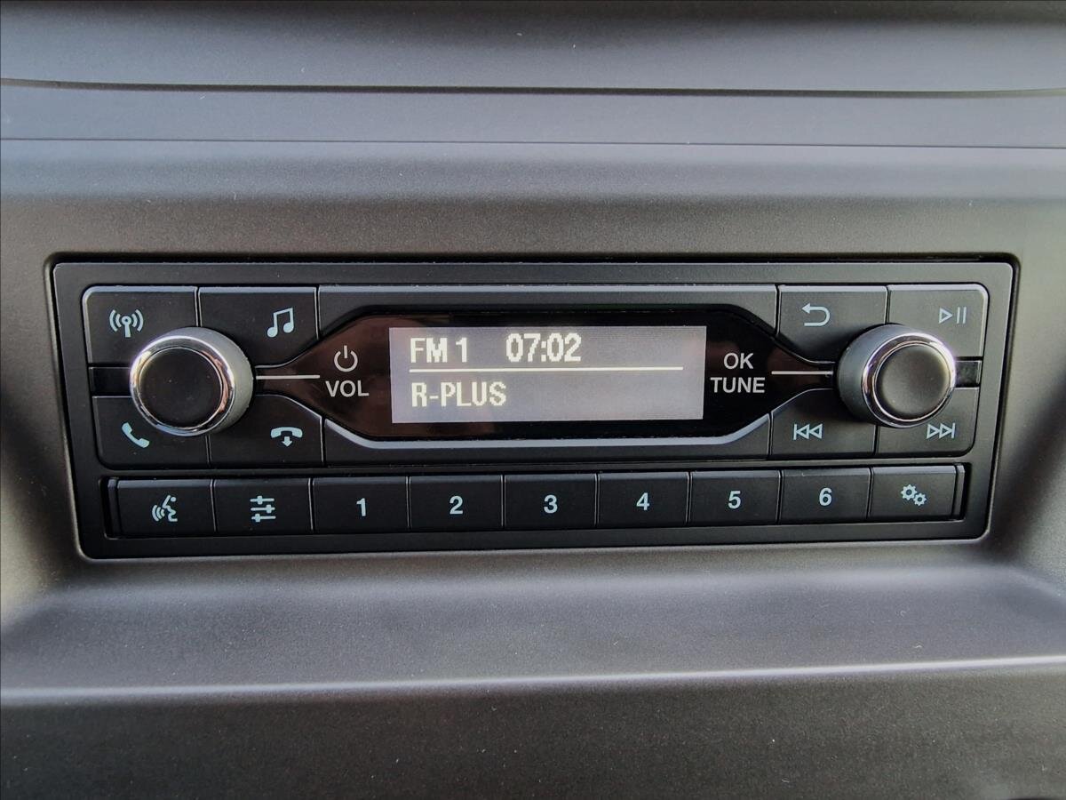 Ford Transit Custom Skříň 2,0 l 77 kw