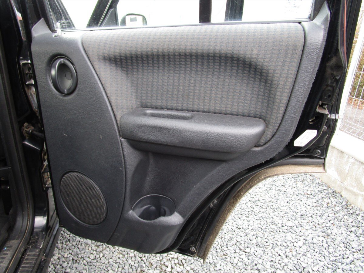 Jeep Cherokee Kombi 2,5 l 105 kw