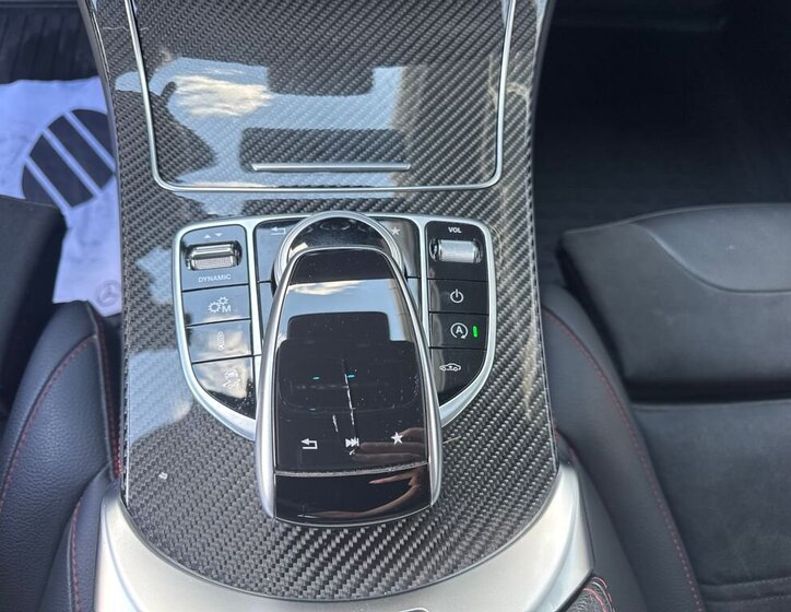 Mercedes-Benz GLC SUV / Terénní 0,0 270 kw