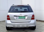 Mercedes-Benz Třídy M SUV / Terénní 3,0 l 165 kw