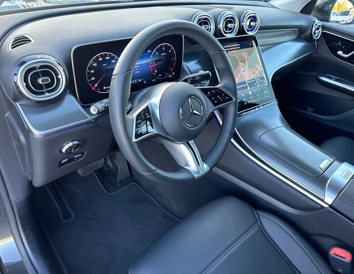 Mercedes-Benz GLC SUV / Terénní 2,0 l 145 kw