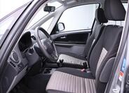 Suzuki SX4 11