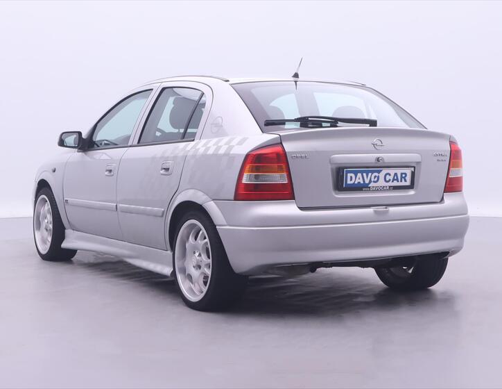 Opel Astra 4
