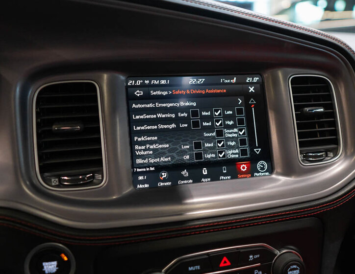 Dodge Charger Sedan 6,4 l 362 kw