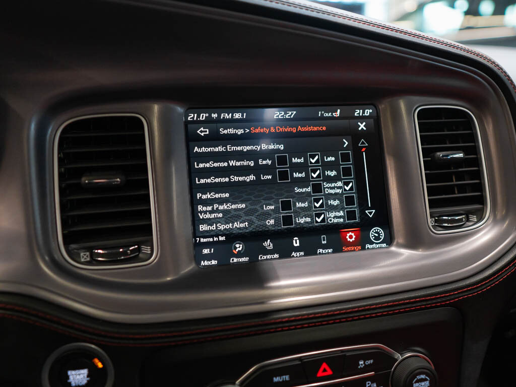 Dodge Charger Sedan 6,4 l 362 kw