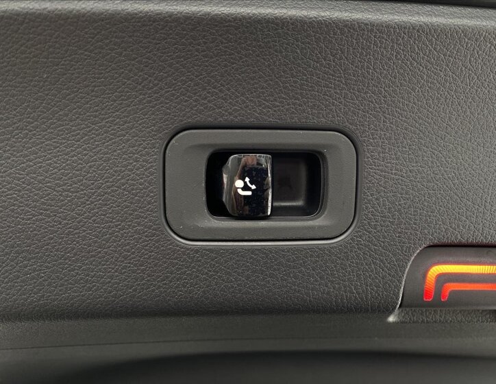 Mercedes-Benz GLC SUV 2,0 l 145 kw