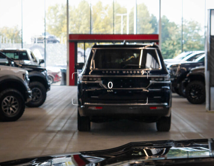 Jeep Grand Wagoneer SUV / Terénní 6,4 l 351 kw