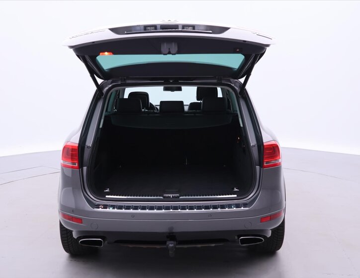 Volkswagen Touareg SUV / Terénní 3,0 l 176 kw