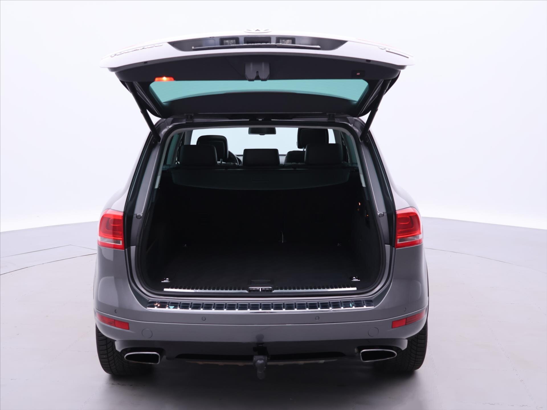 Volkswagen Touareg SUV / Terénní 3,0 l 176 kw