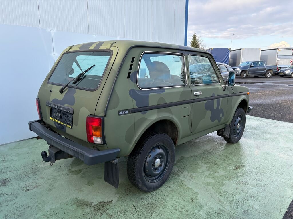 Lada Niva SUV / Terénní 1,7 l 60 kw