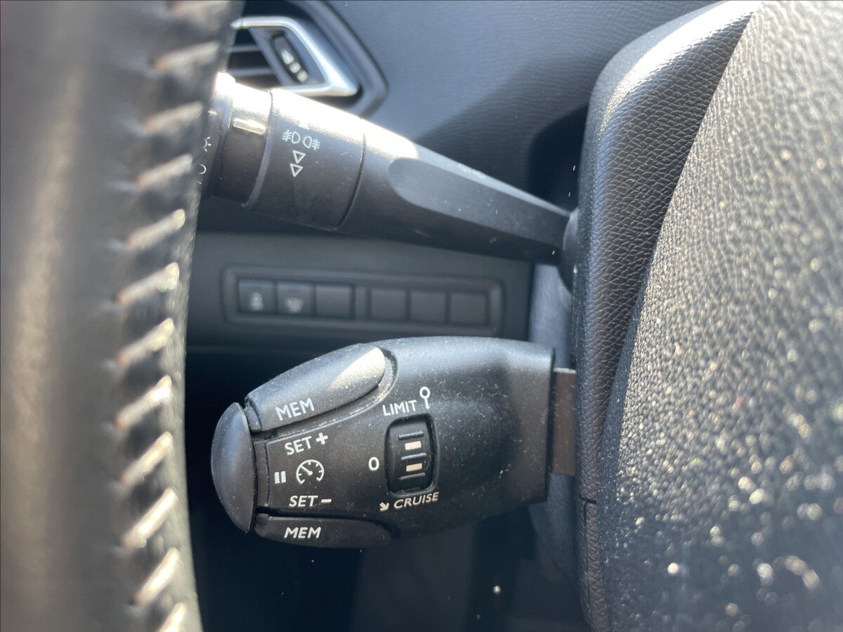 Peugeot 308 Kombi 1,6 l 88 kw