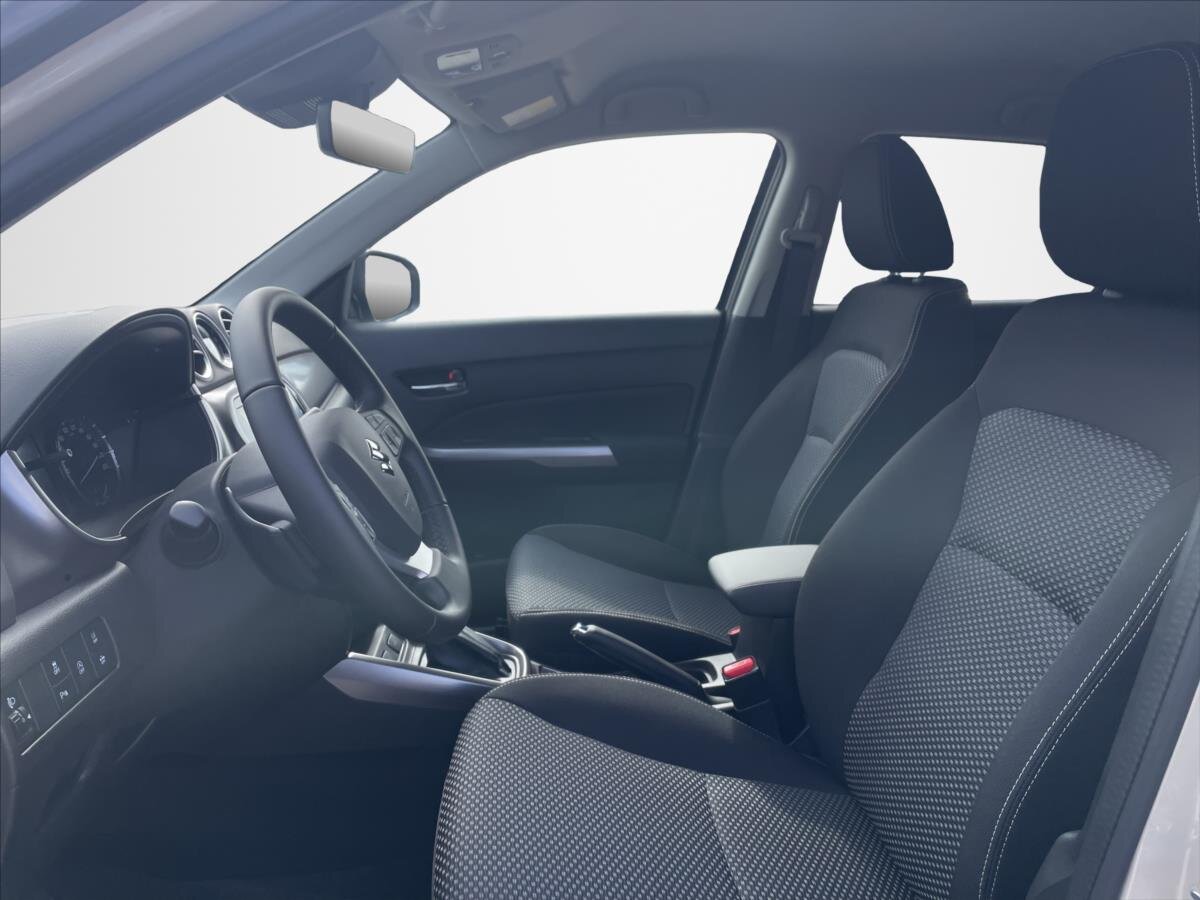 Suzuki Vitara SUV / Terénní 1,4 l 81 kw