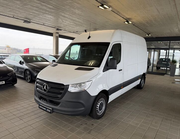 Mercedes-Benz Sprinter 1