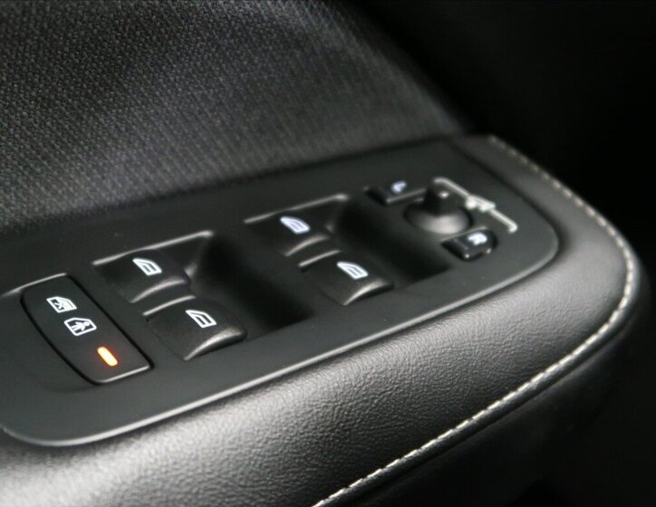 Volvo V60 Kombi 2,0 l 140 kw