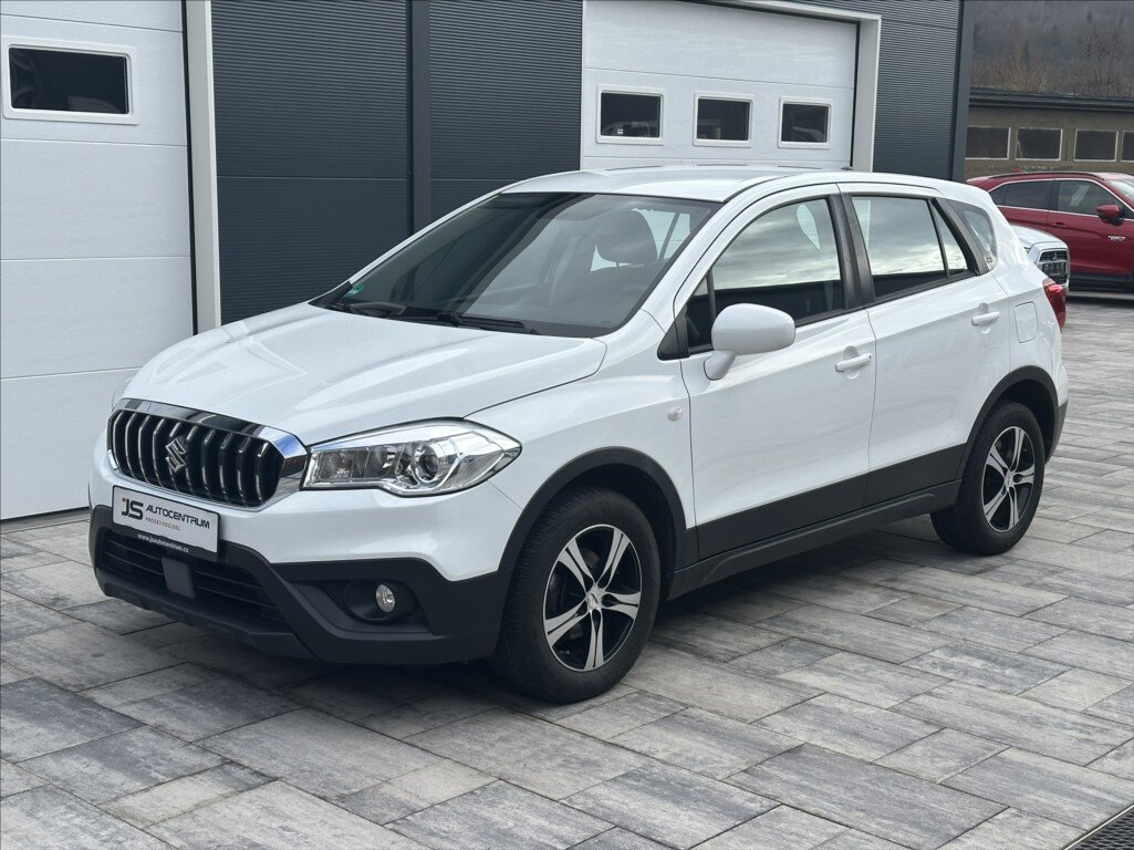 Suzuki S-Cross Hatchback 998,0 82 kw