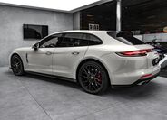Porsche Panamera 7