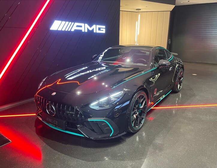 Mercedes-Benz AMG GT Kupé 4,0 l 450 kw