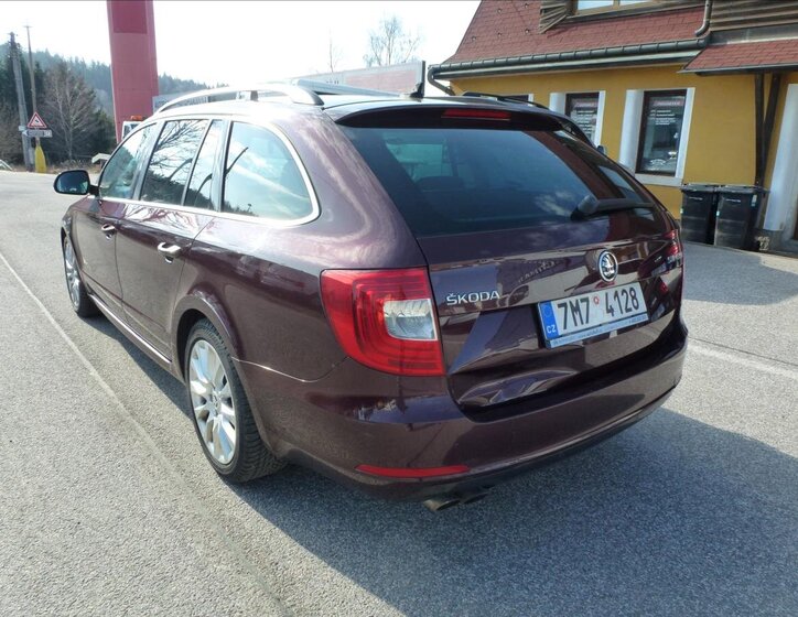 Škoda Superb Kombi 2,0 l 125 kw