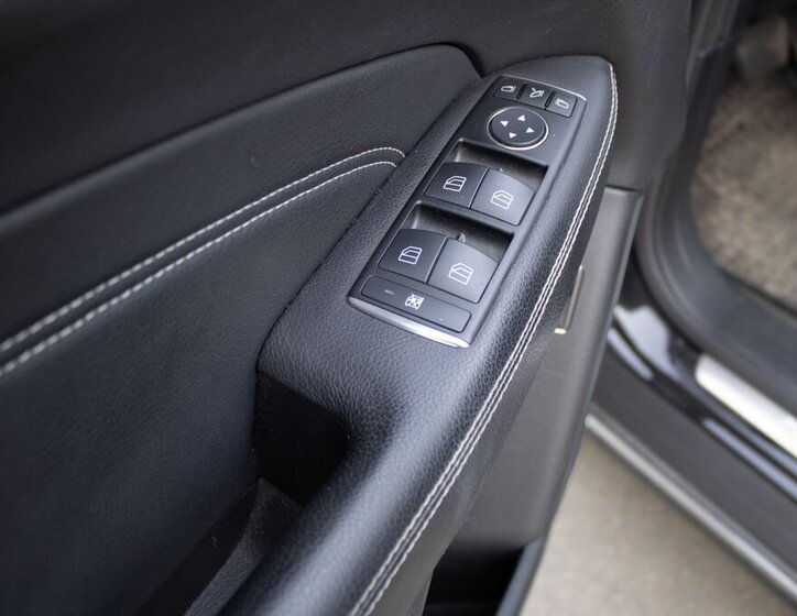 Mercedes-Benz Třídy M SUV / Terénní 3,5 l 225 kw