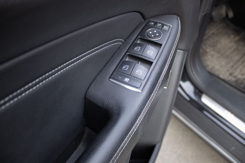 Mercedes-Benz Třídy M SUV / Terénní 3,5 l 225 kw