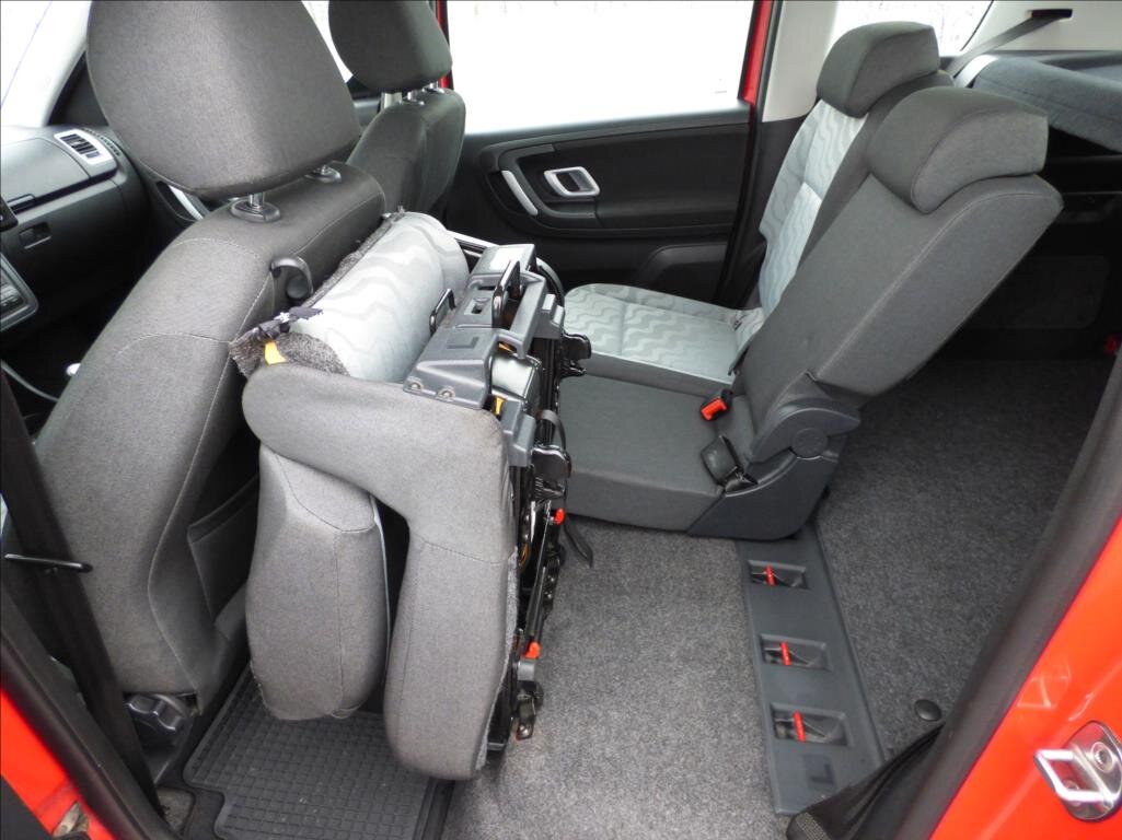 Škoda Roomster MPV 1,9 l 77 kw