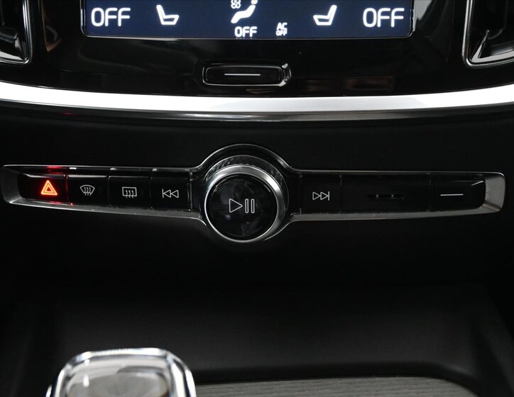 Volvo V60 Kombi 2,0 l 145 kw