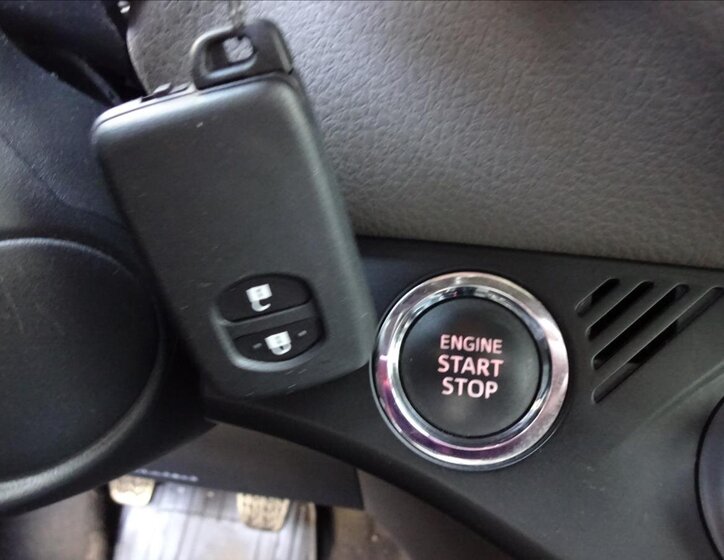 Toyota Yaris Kombi 1,3 l 73 kw