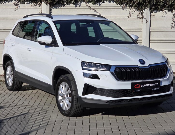 Škoda Karoq SUV 1,5 l 110 kw