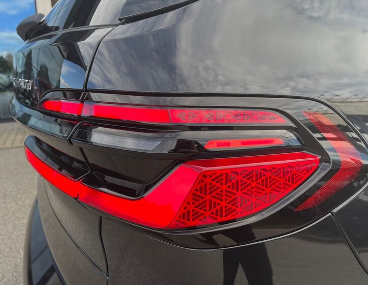 BMW X7 SUV / Terénní 3,0 l 250 kw