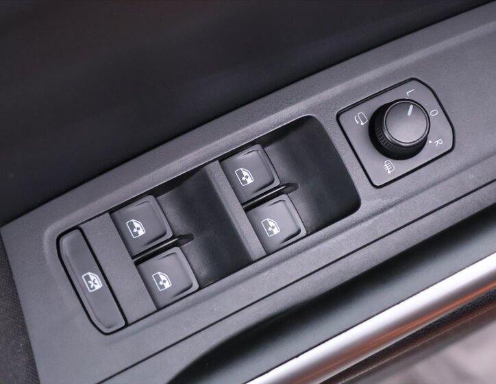 Škoda Fabia Hatchback 999,0 81 kw