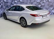 Toyota Camry Sedan / Limuzína 2,5 l 169 kw